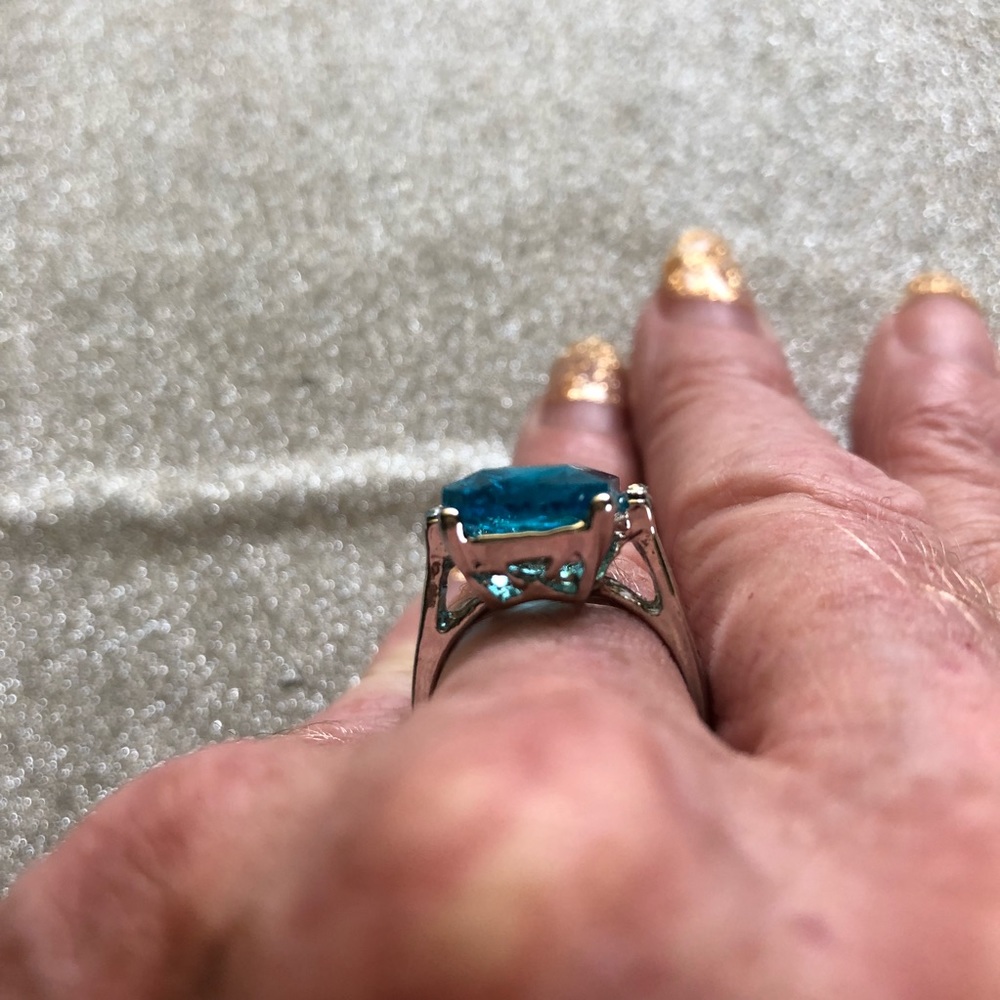 Gorgeous 16.42CT Aquamarine Silver Ring - Picture 6 of 8